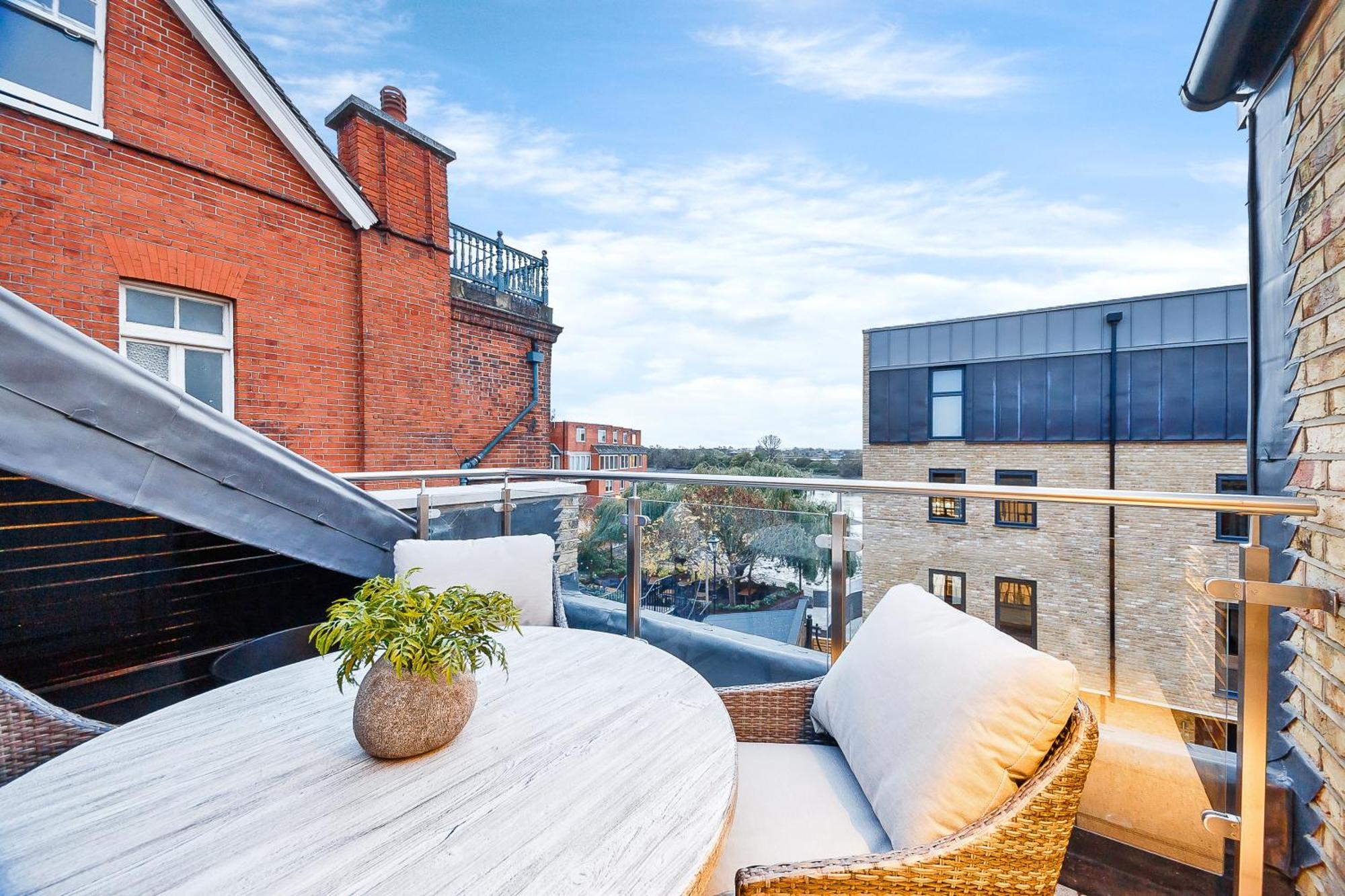 Palace Wharf Apartments London Exterior foto