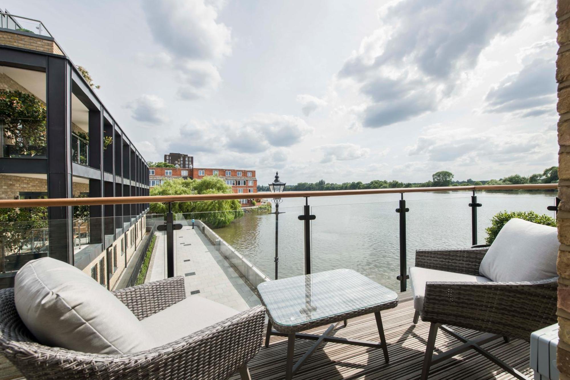 Palace Wharf Apartments London Exterior foto
