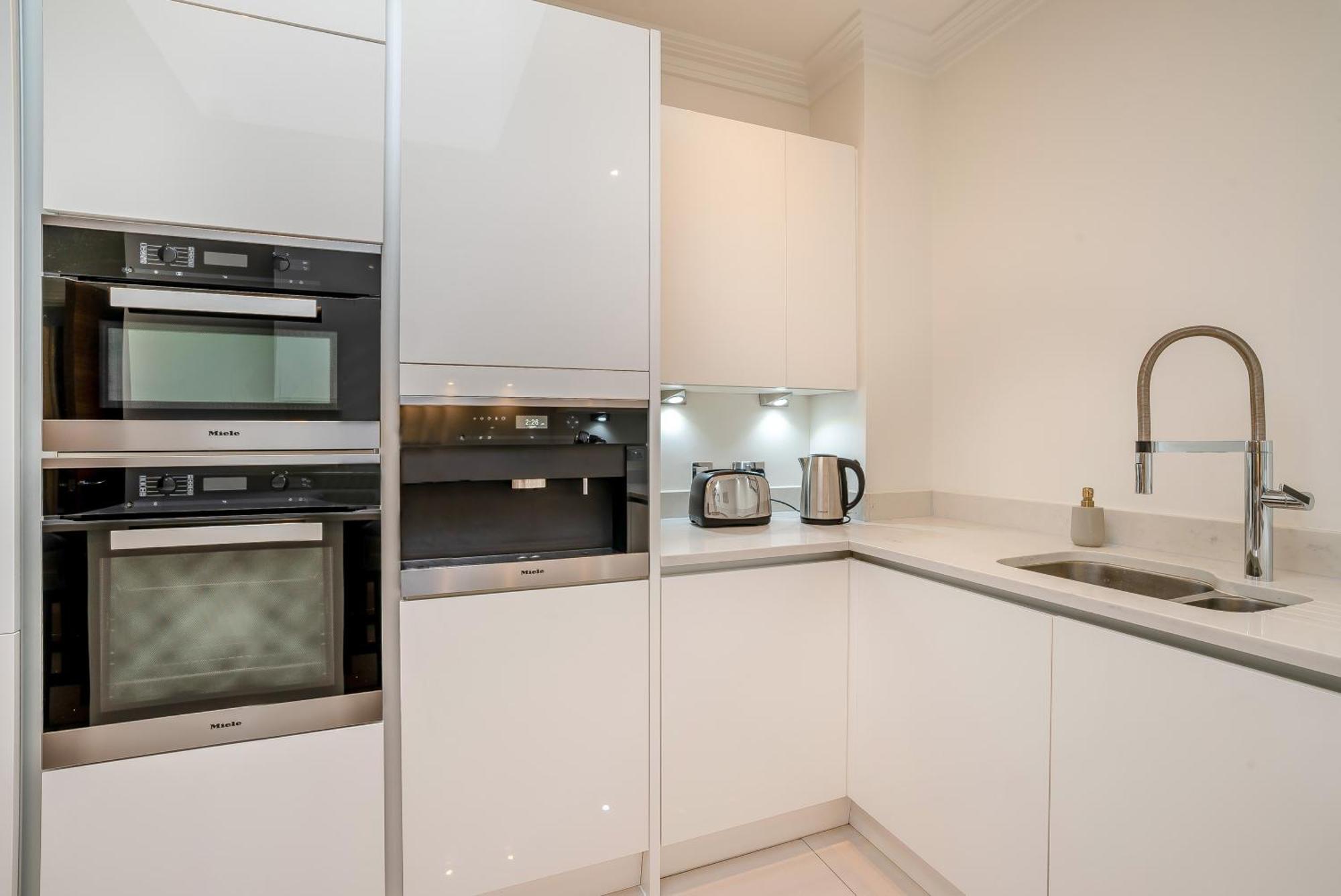 Palace Wharf Apartments London Exterior foto